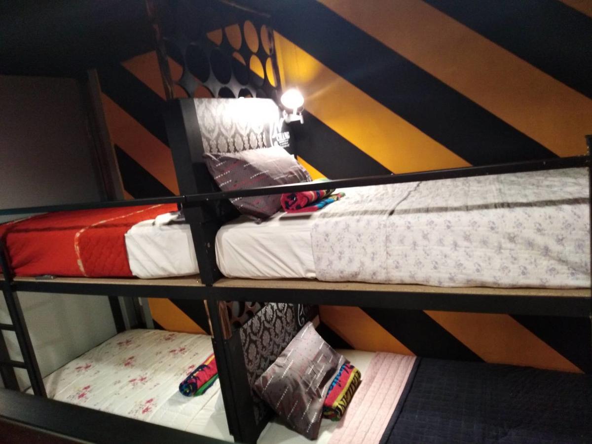 Chang Bed And Bar Hostel (Adults Only) Surat Thani Exterior photo