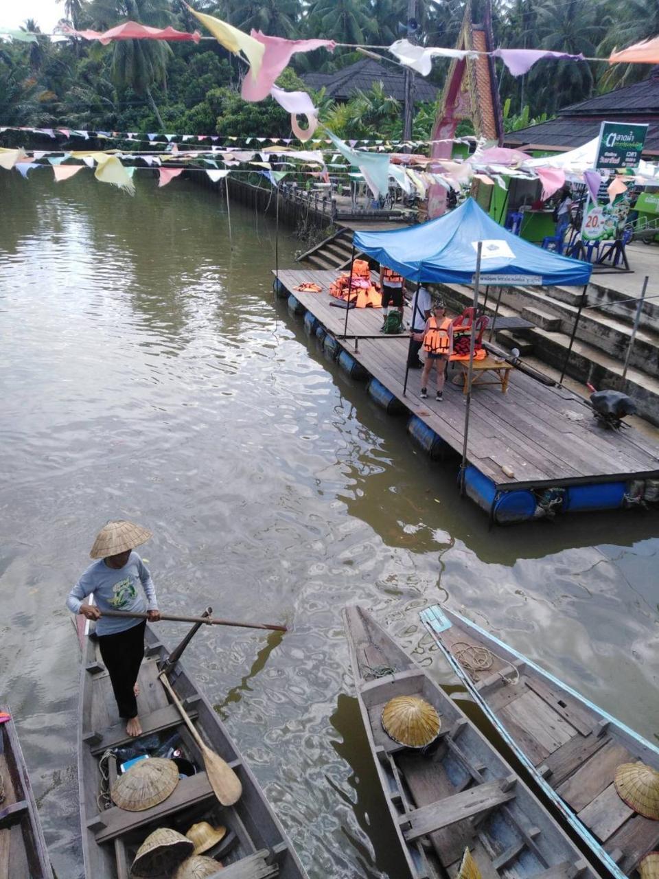 Chang Bed And Bar Hostel (Adults Only) Surat Thani Exterior photo